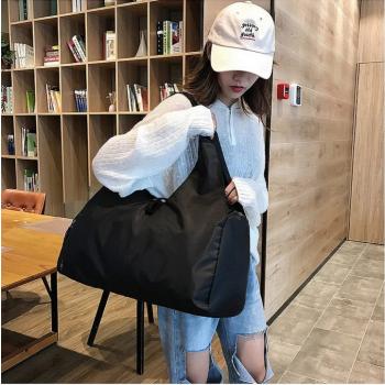 Sports Fashion Portable Travel Shoulder Bag For Women